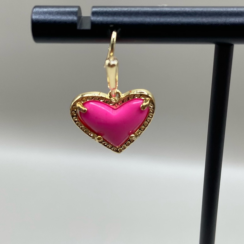 Kendra Scott Ari Heart Hook Earrings - Picture 3 of 5